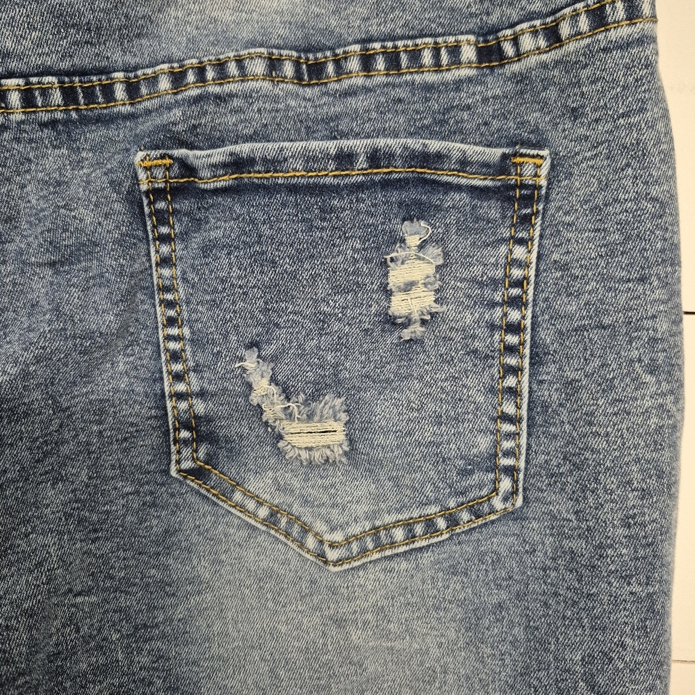Blue Distressed Cropped Jeans - Picture 5 of 7